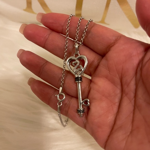 Open Hearts by Jane Seymour 0.065 CT. T.W. Black Diamond Pendant + 20” chain 925 - Picture 12 of 13